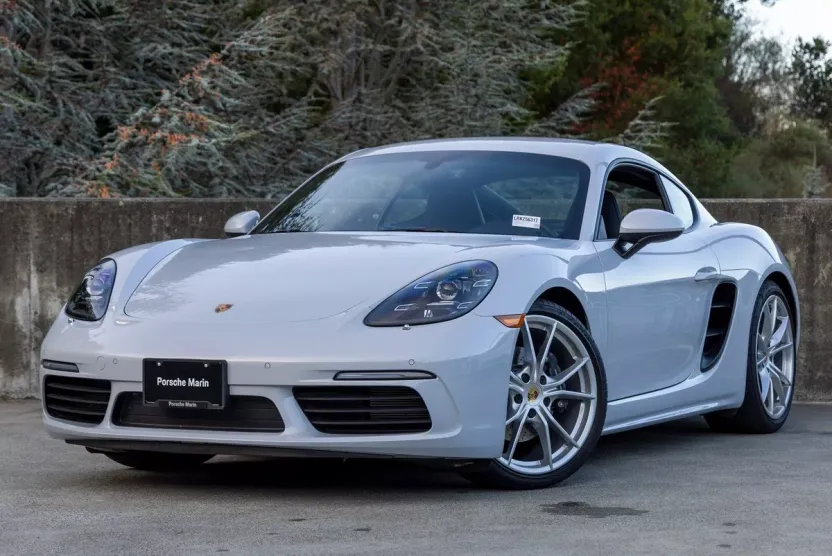2024 Porsche Cayman Base photo 1