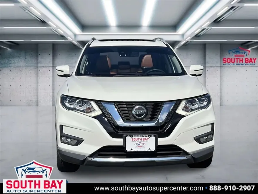 2019 Nissan Rogue SL photo 1