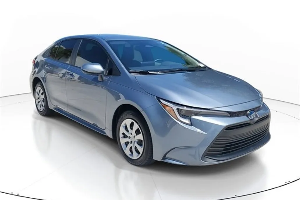 2025 Toyota Corolla Hybrid LE photo 1