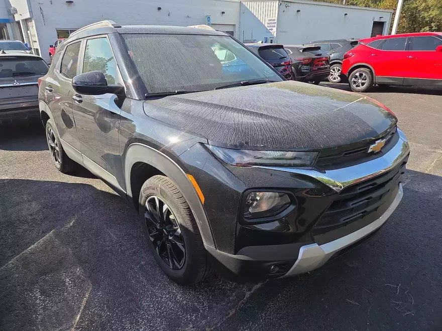 2022 Chevrolet Trailblazer LT photo 1