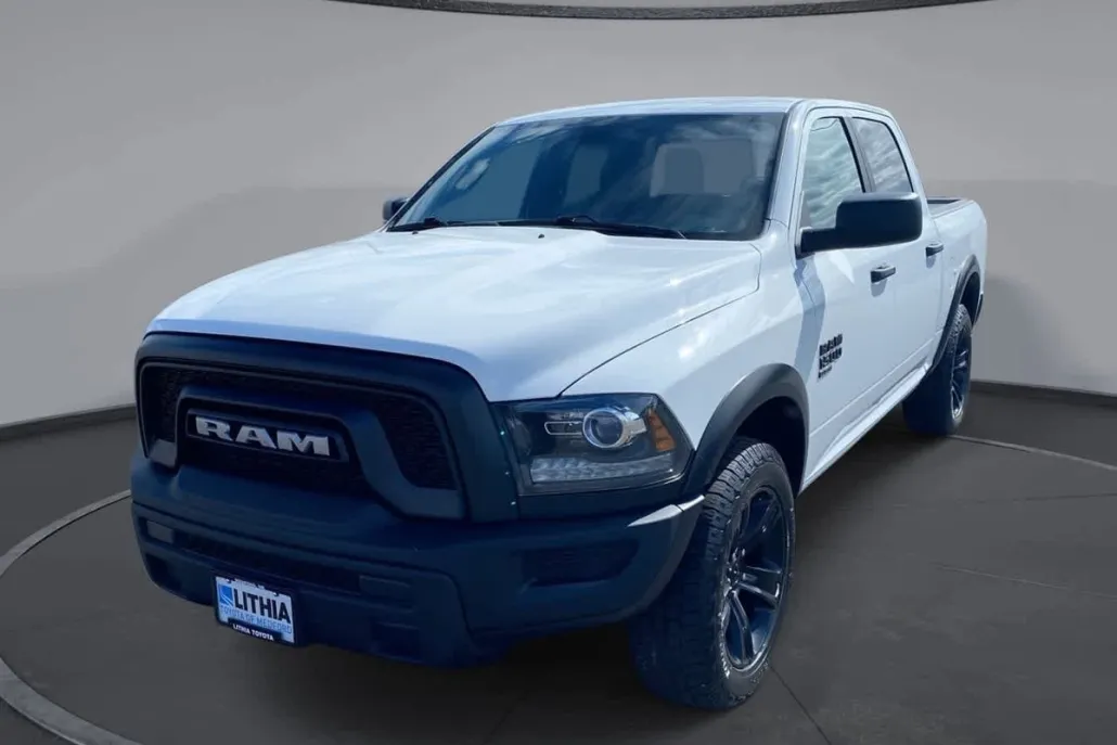 2024 Ram 1500 Classic SLT photo 1