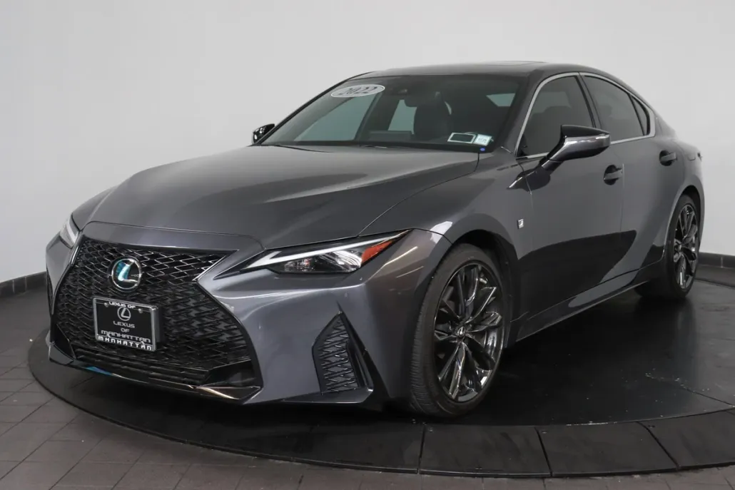 2022 Lexus IS 350 F SPORT photo 1
