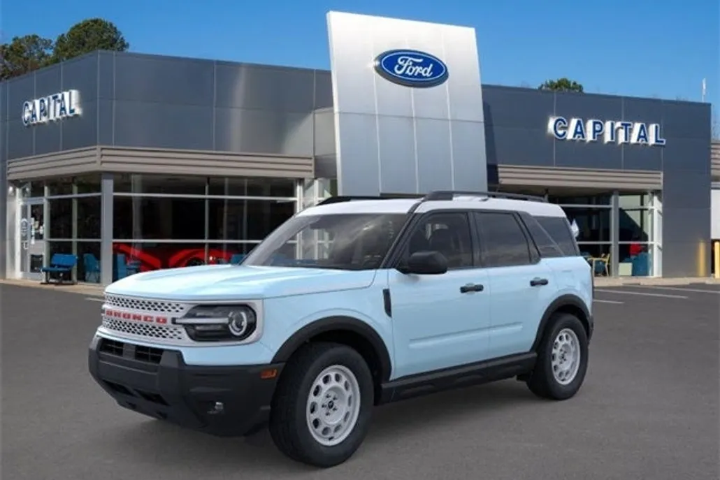 2025 Ford Bronco Sport Heritage photo 1