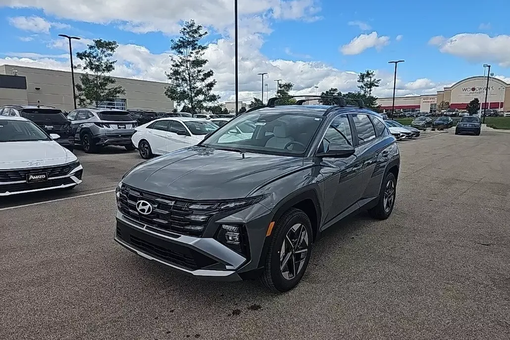 2026 Hyundai Tucson SEL photo 1