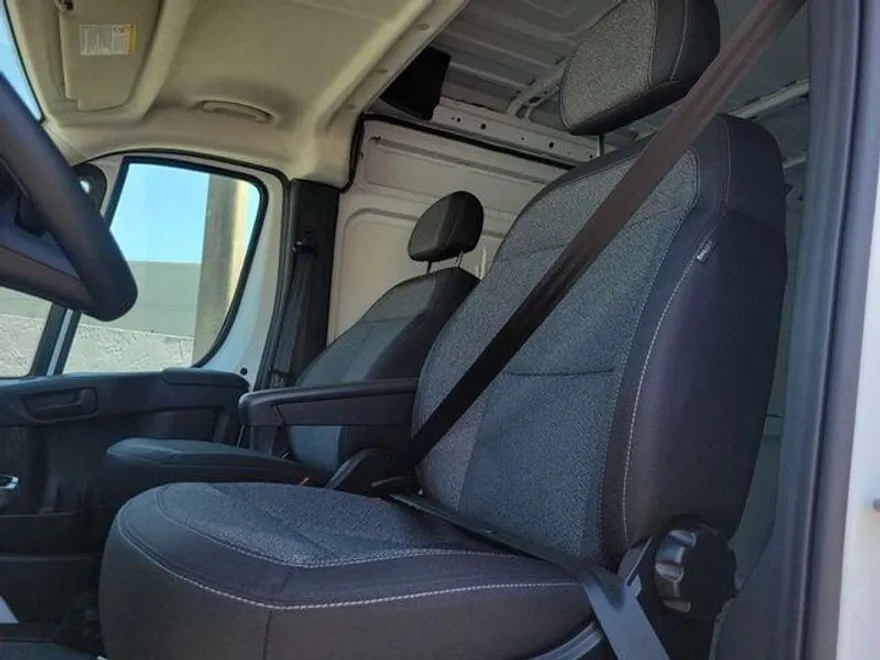 2025 Ram ProMaster 2500 photo 12