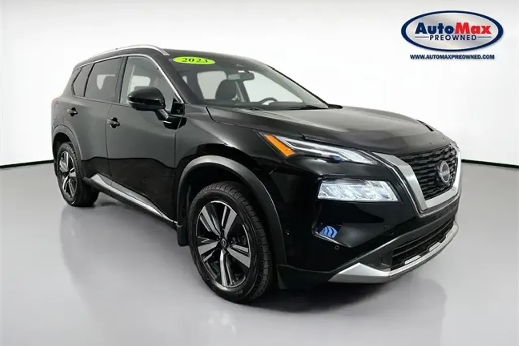 2023 Nissan Rogue Platinum photo 1