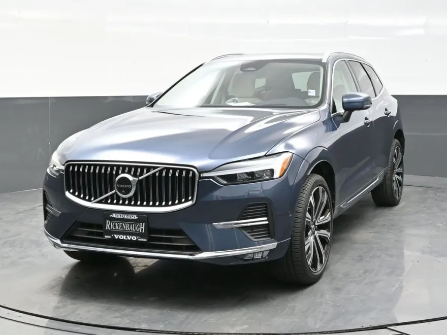 2023 Volvo XC60 Ultimate photo 1