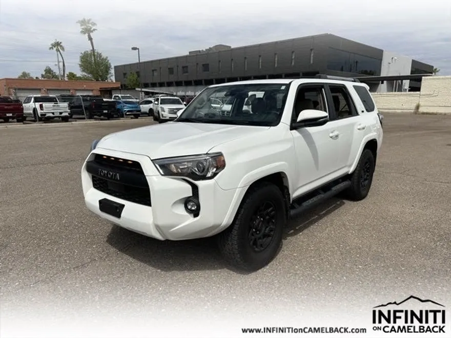 2023 Toyota 4Runner SR5 Premium photo 1