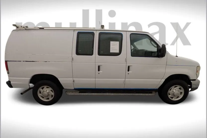 2014 Ford E-250 photo 1
