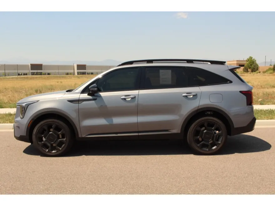 2025 Kia Sorento X-Line SX Prestige photo 1