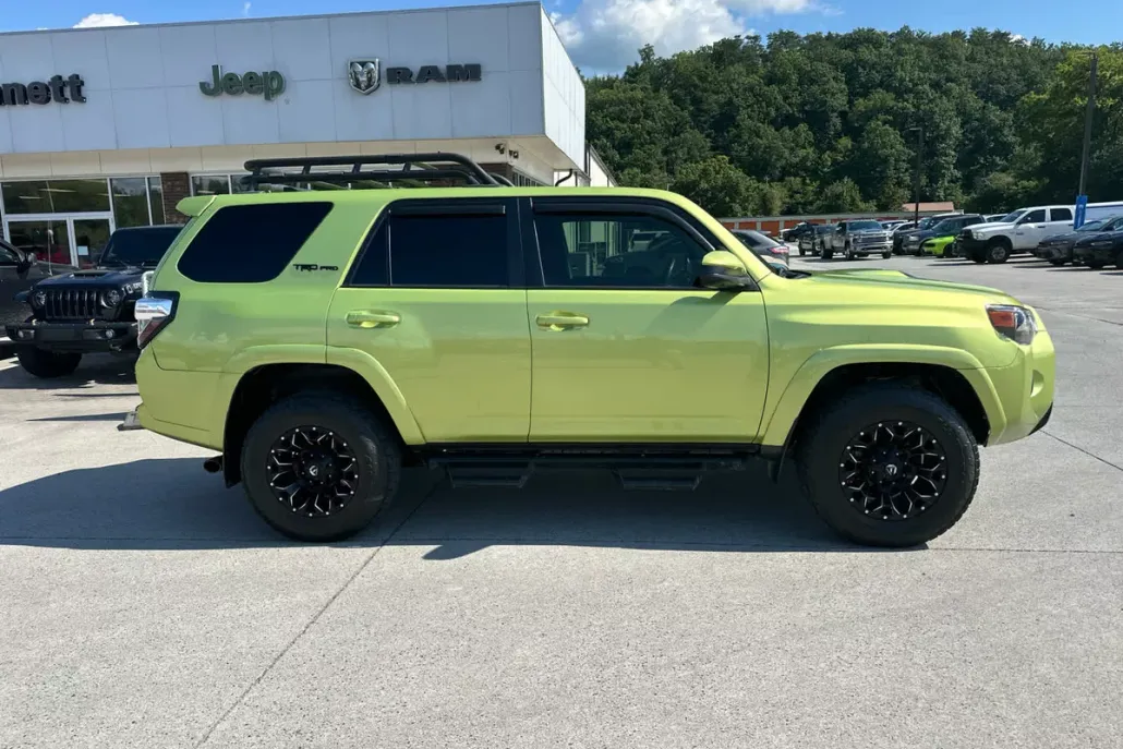 2022 Toyota 4Runner TRD Pro 4WD photo 1