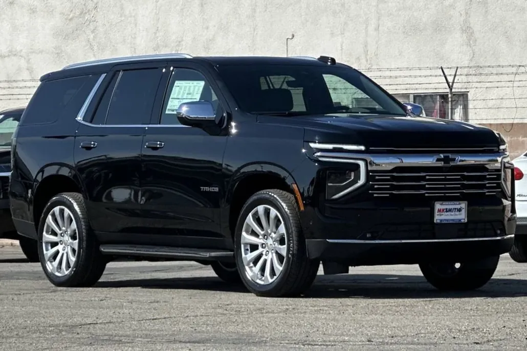 2026 Chevrolet Tahoe Premier photo 1