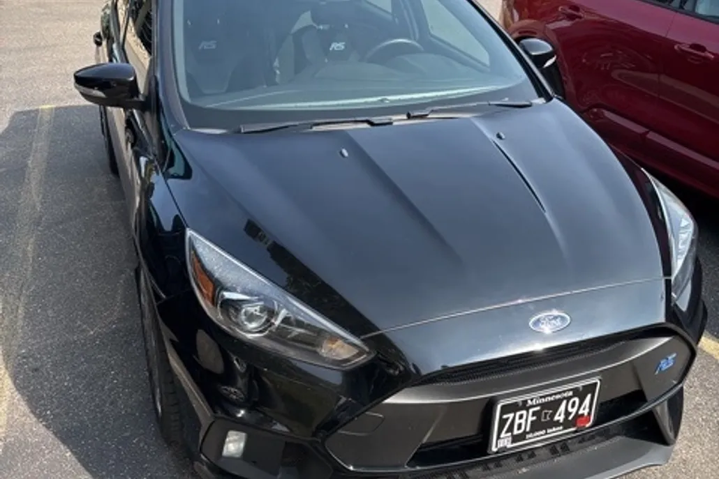 2017 Ford Focus RS photo 1