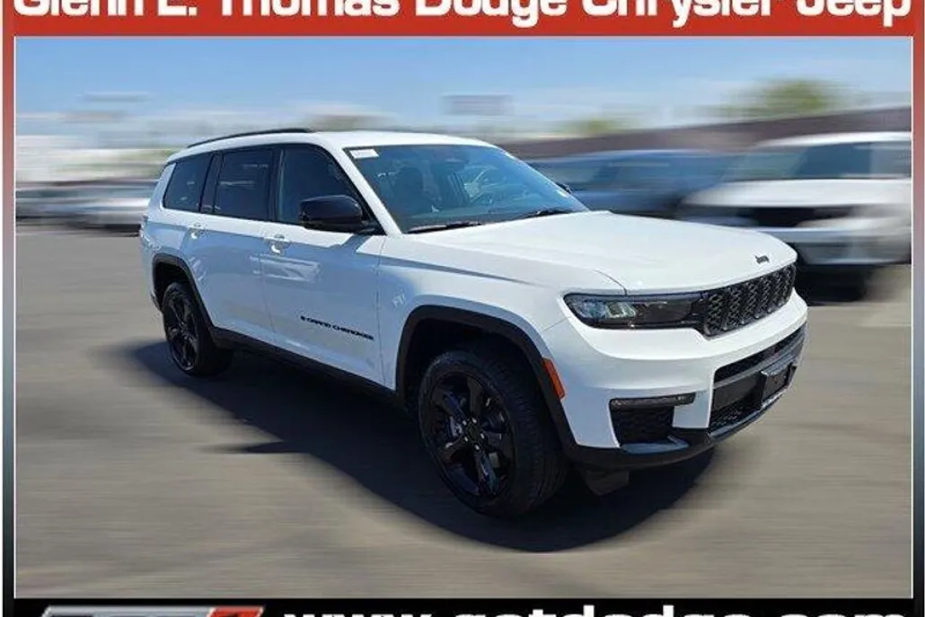 2025 Jeep Grand Cherokee Limited photo 1