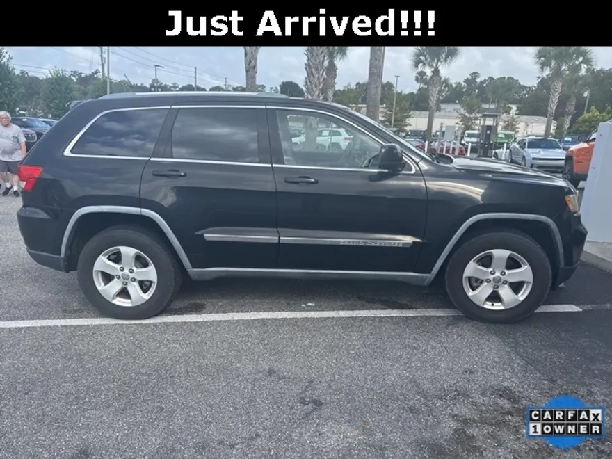 2012 Jeep Grand Cherokee Laredo photo 1