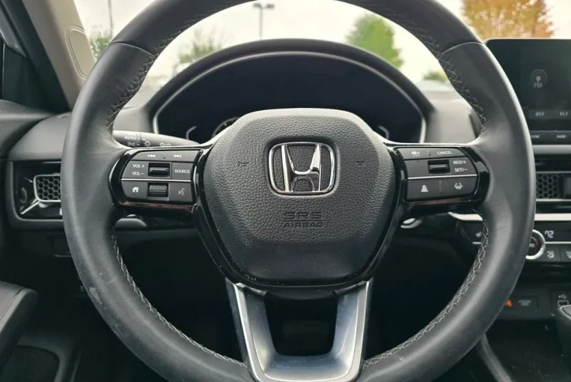 2024 Honda Civic EX-L photo 1