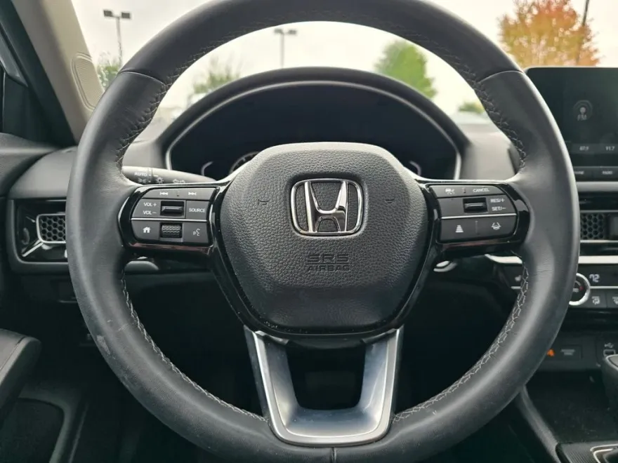 2024 Honda Civic EX-L photo 1