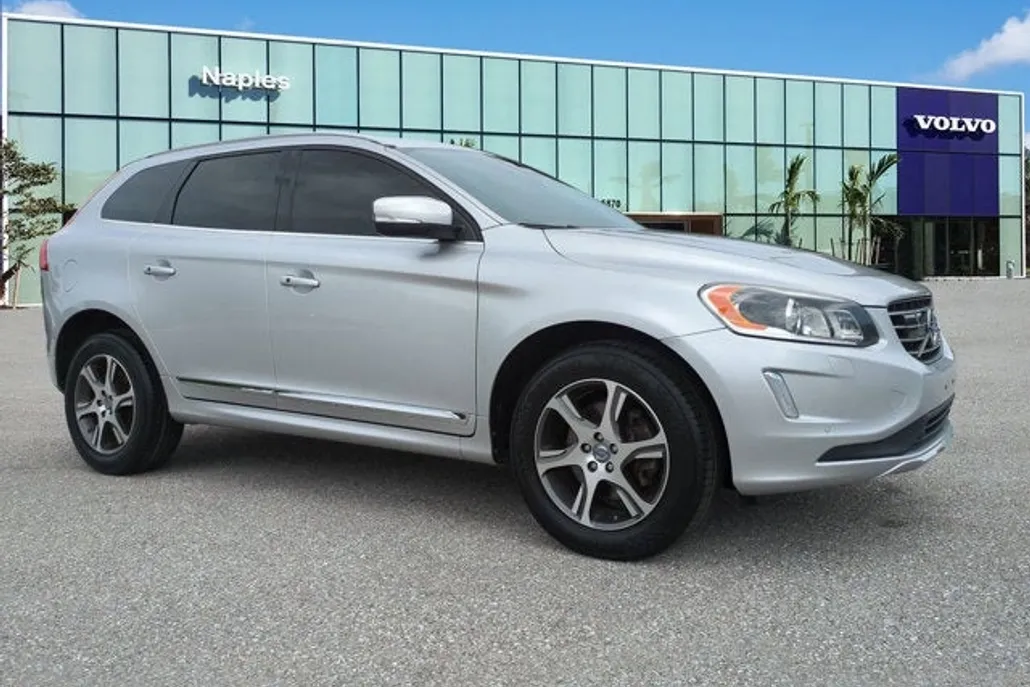 2014 Volvo XC60 T6 Platinum photo 1