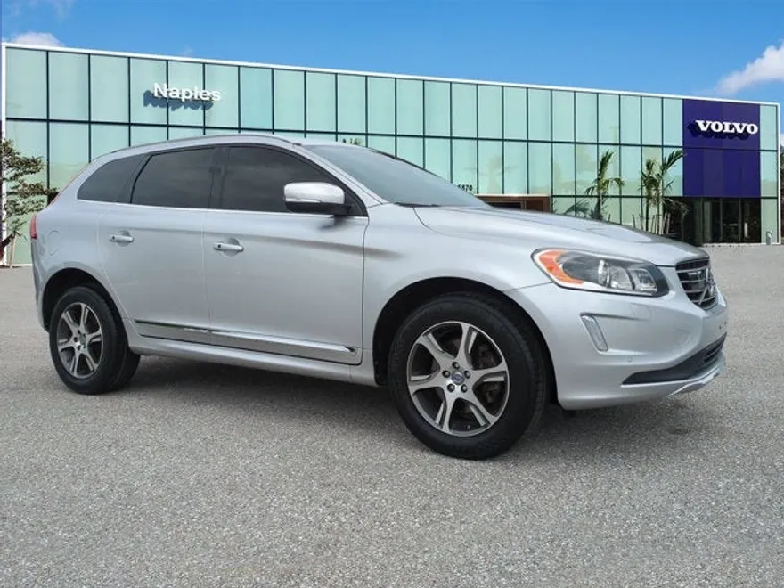 2014 Volvo XC60 T6 Platinum photo 1