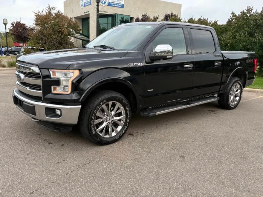 2016 Ford F-150 Lariat photo 1