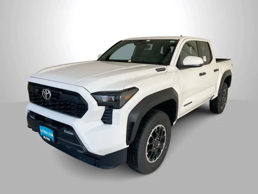 2025 Toyota Tacoma TRD Off-Road 4x4 Double Cab photo 1