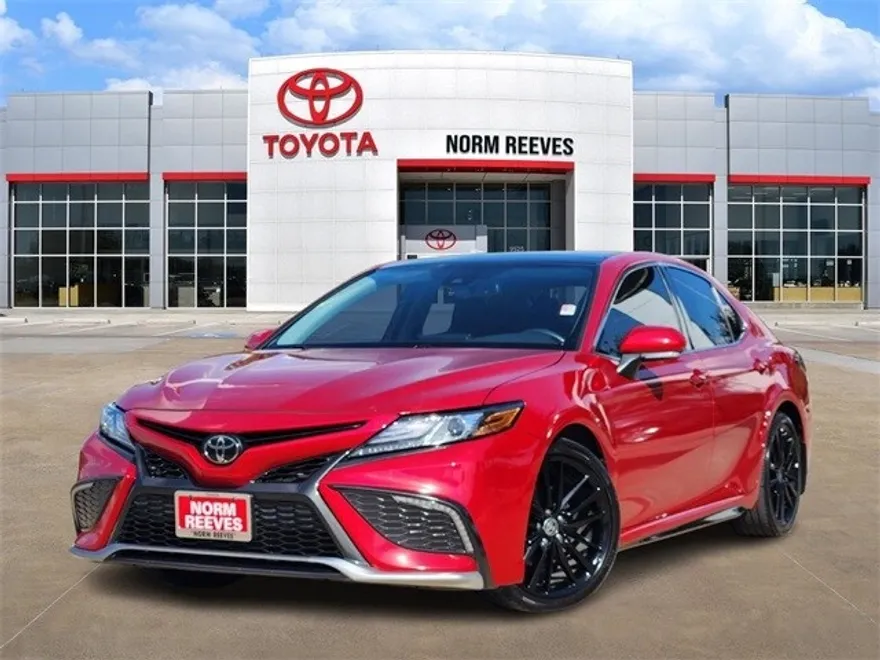 2022 Toyota Camry XSE photo 1