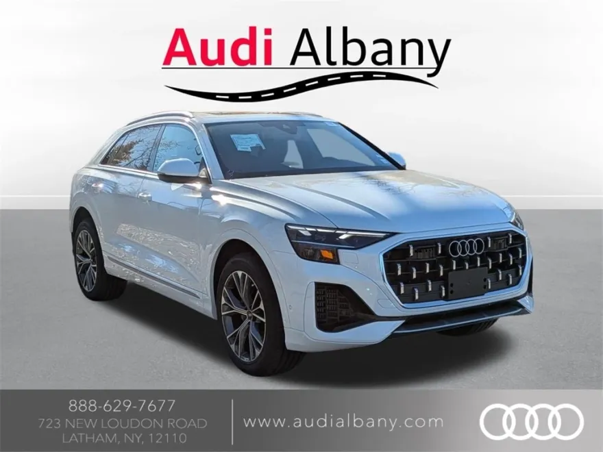2025 Audi Q8 photo 1