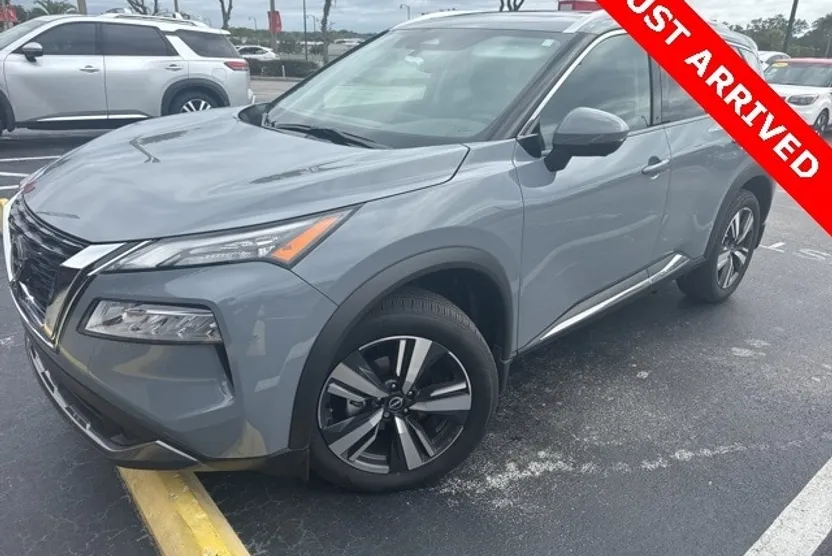 2023 Nissan Rogue SL photo 1