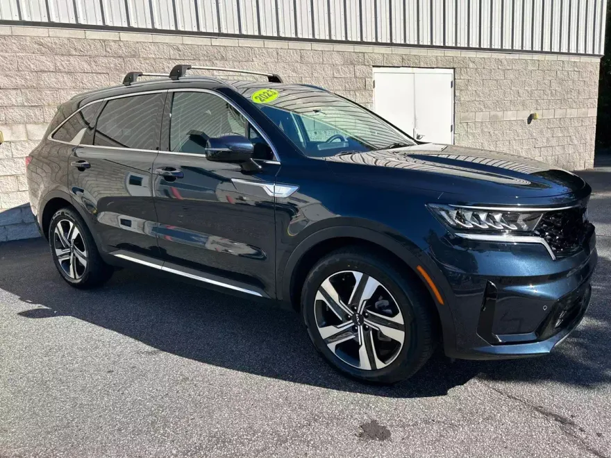 2023 Kia Sorento Hybrid EX photo 1