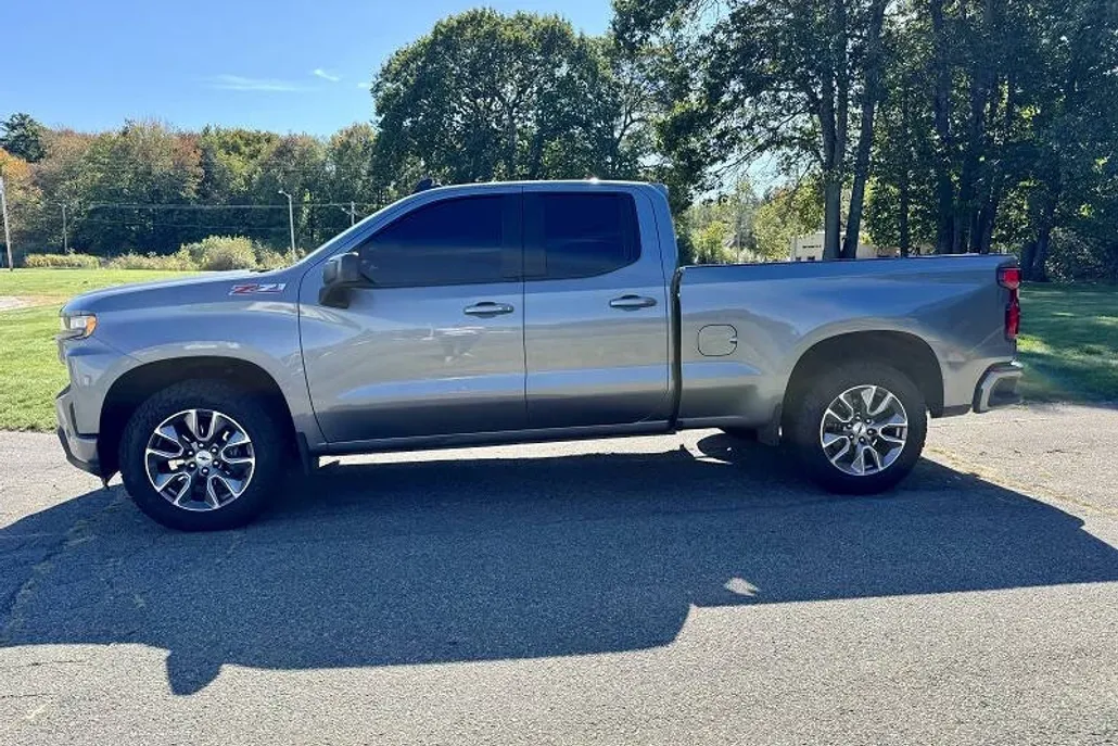 2020 Chevrolet Silverado 1500 RST photo 1