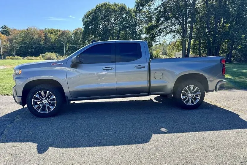 2020 Chevrolet Silverado 1500 RST photo 1