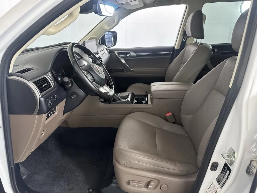 2023 Lexus GX 460 Premium photo 1