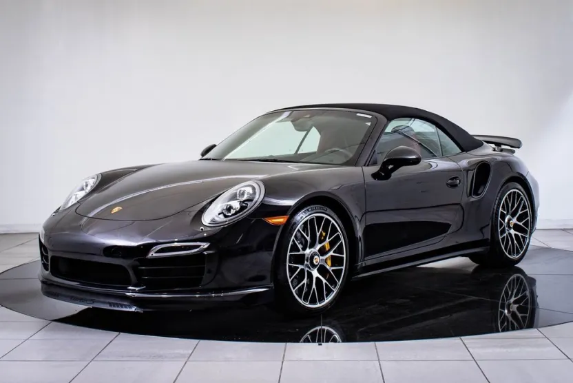 2015 Porsche 911 Turbo S photo 1