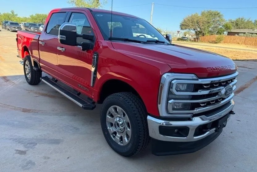 2026 Ford F-250 Lariat photo 1
