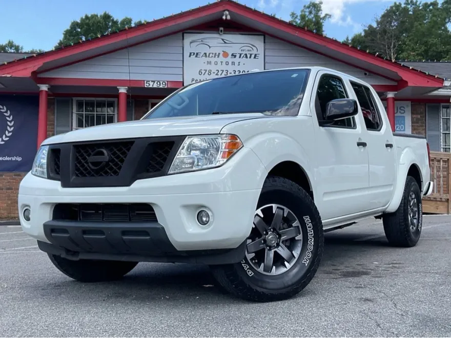 2018 Nissan Frontier PRO-4X photo 1