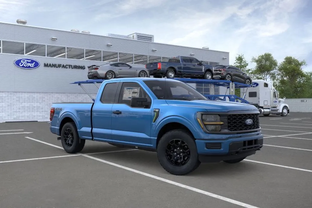 2025 Ford F-150 STX photo 1