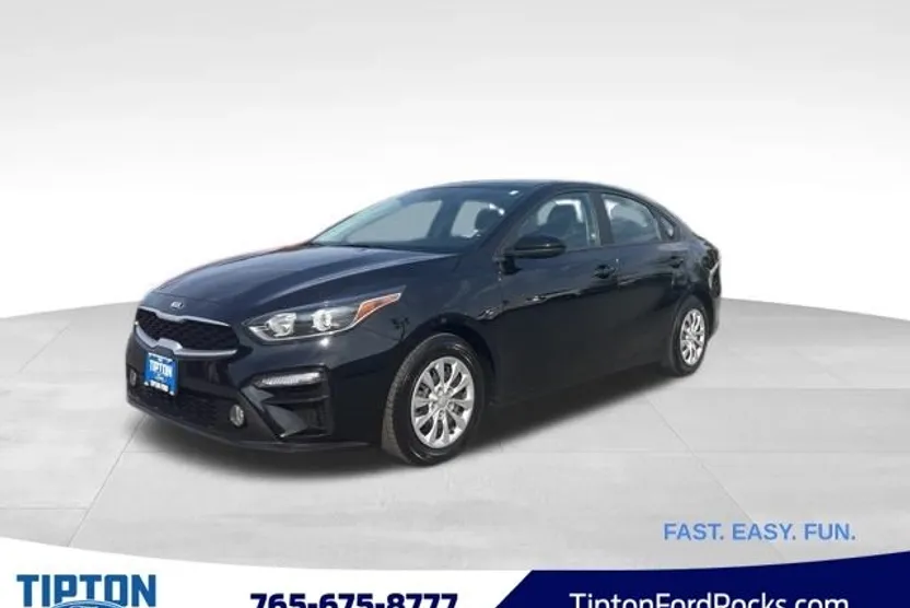 2021 Kia Forte FE photo 1