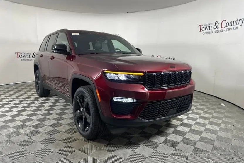 2025 Jeep Grand Cherokee Limited photo 1