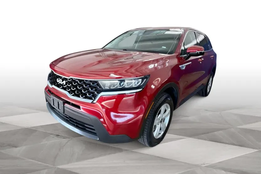2023 Kia Sorento LX photo 1