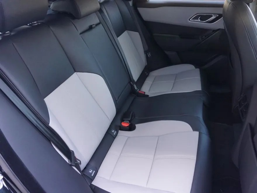 2026 Land Rover Range Rover Velar SE photo 1