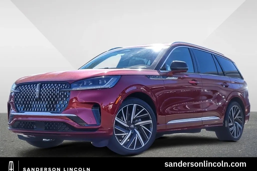 2025 Lincoln Aviator Black Label photo 1