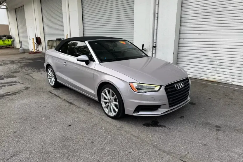 2015 Audi A3 2.0T Premium Plus photo 1