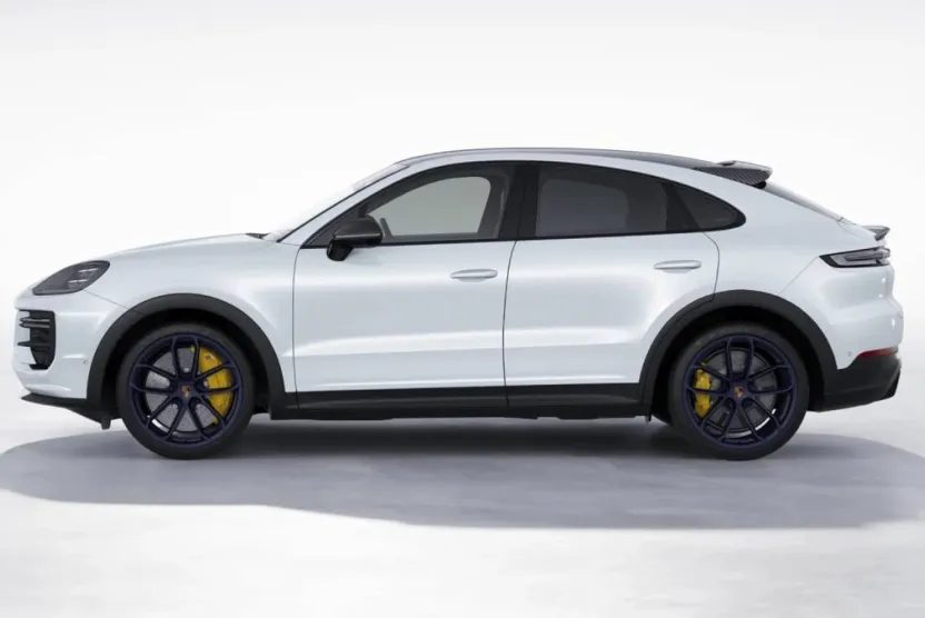 2025 Porsche Cayenne Turbo GT photo 1
