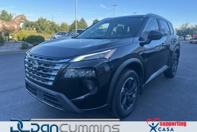 2024 Nissan Rogue SV photo 1
