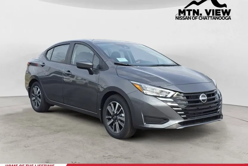 2025 Nissan Versa SV photo 1