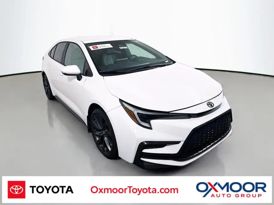 2024 Toyota Corolla SE photo 1