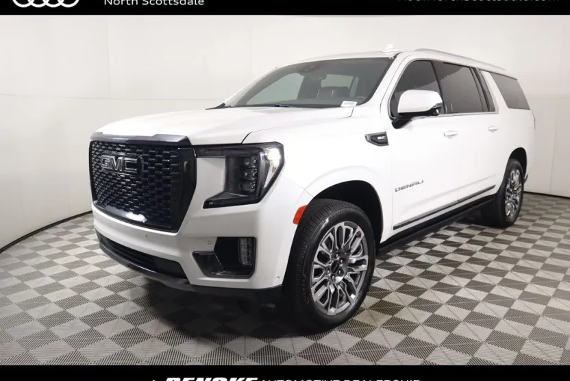 2023 Gmc Yukon XL Denali Ultimate photo 1