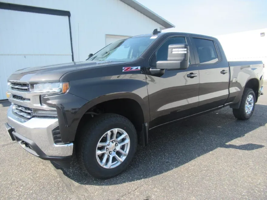 2021 Chevrolet Silverado 1500 LT photo 1