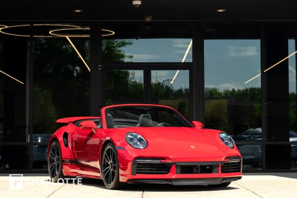 2021 Porsche 911 Turbo S photo 1