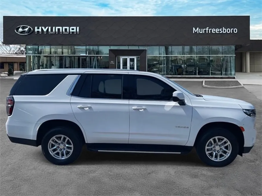 2021 Chevrolet Tahoe LT photo 1